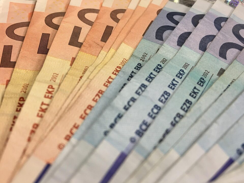 Новите безлихвени кредити на пазара