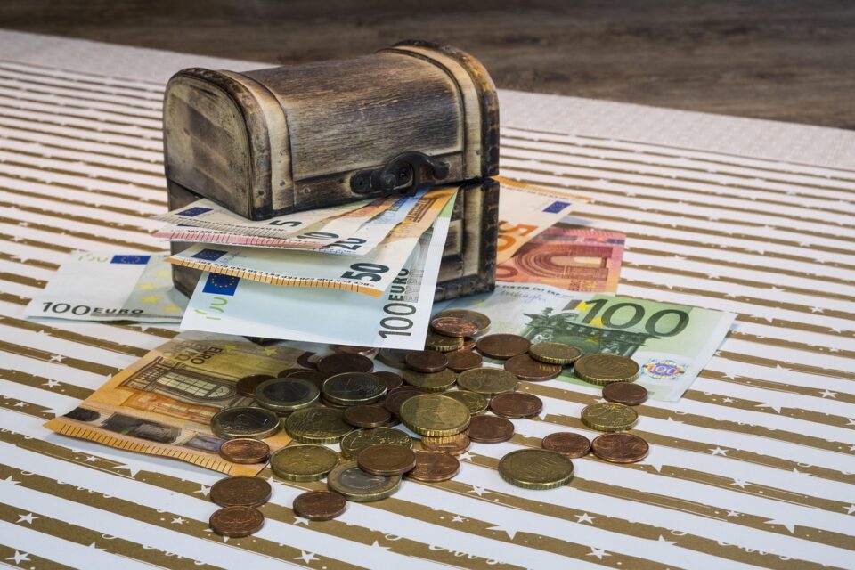 Придобиване на имот по давност и последваща продажба